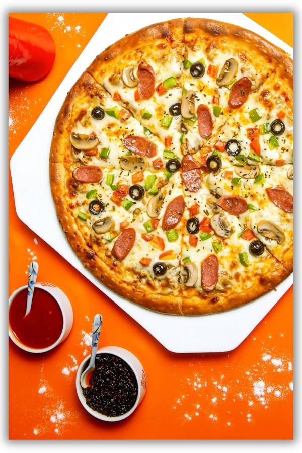 Pizza metal poster wall art in Pakistan